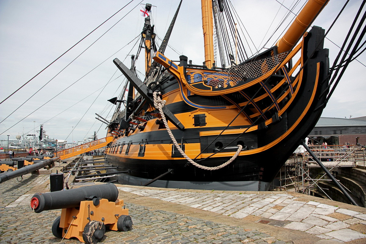 Ships сайт. Корабль Виктория Нельсона. Portsmouth корабль Адмирала Нельсона. Портсмут Англия корабль. Виктория флагман Горацио Нельсона.